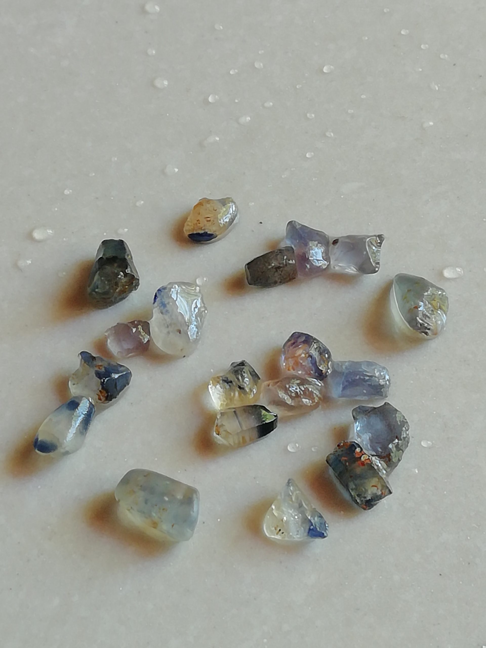 Natural blue sapphire නිල් ඔට්ටු bilde bilde